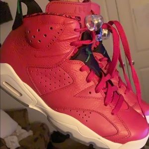 Limited edition retro 6s